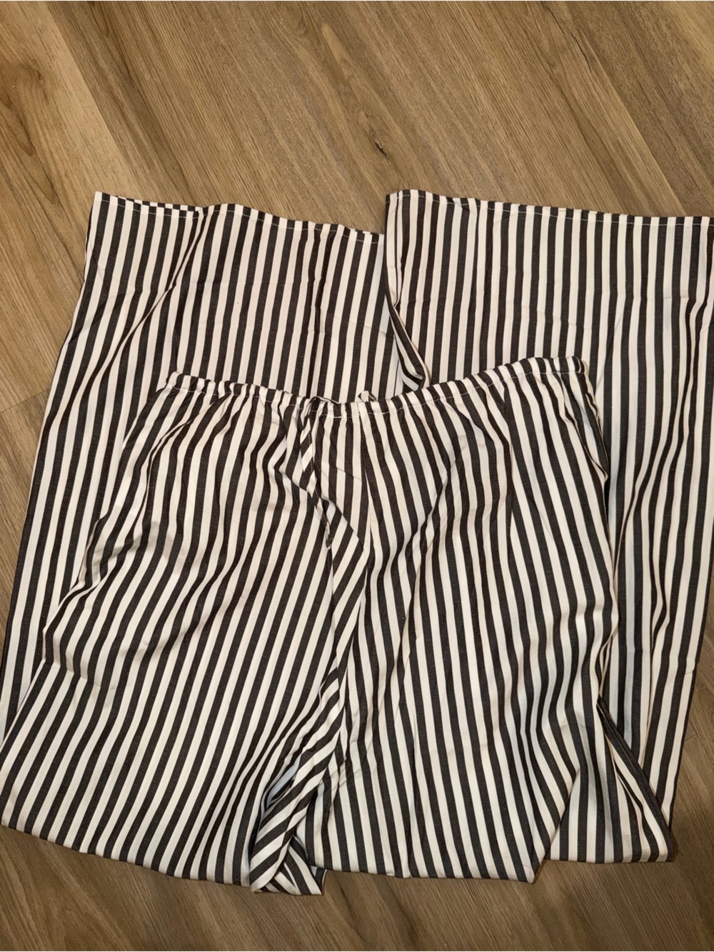 Onia Drawstring Pant - Picture 4 of 7